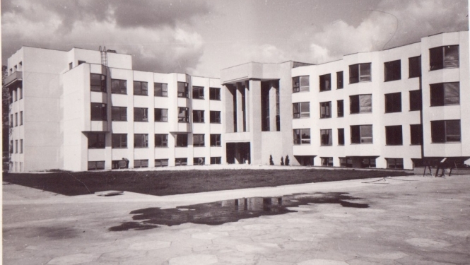 Uzvaras pamatskola būvniecības stadijā